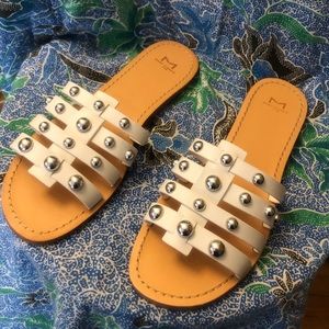 Marc Fisher Pava white Studded Flat Sandal Size 10